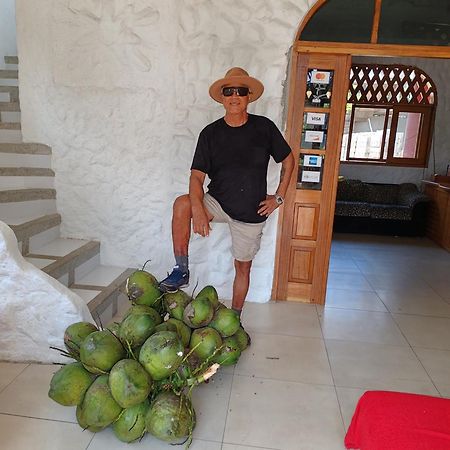 Royal Galapagos Inn Пуерто-Бакерісо-Морено Екстер'єр фото